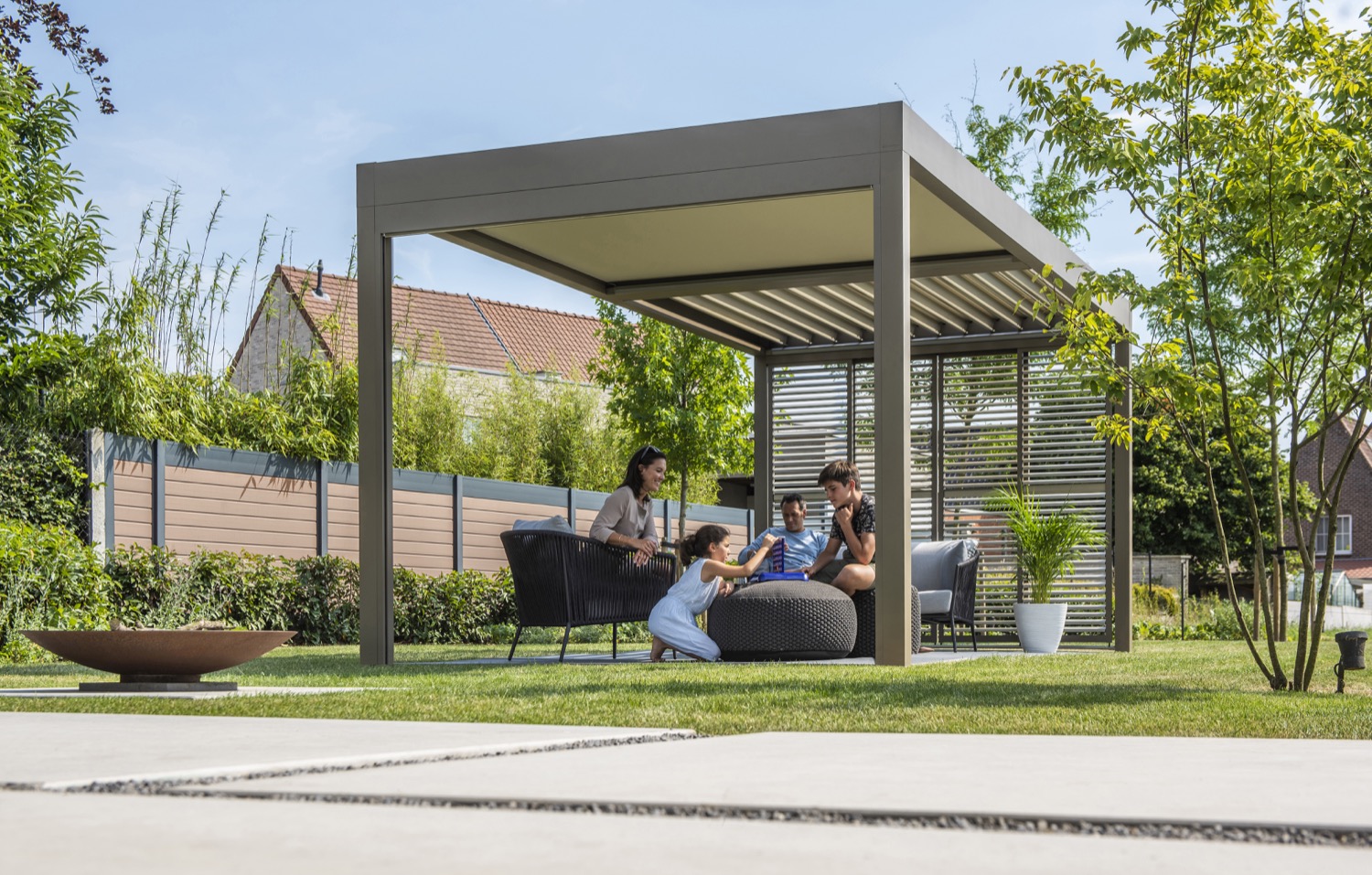 Algarve pergola installation, de Pinte