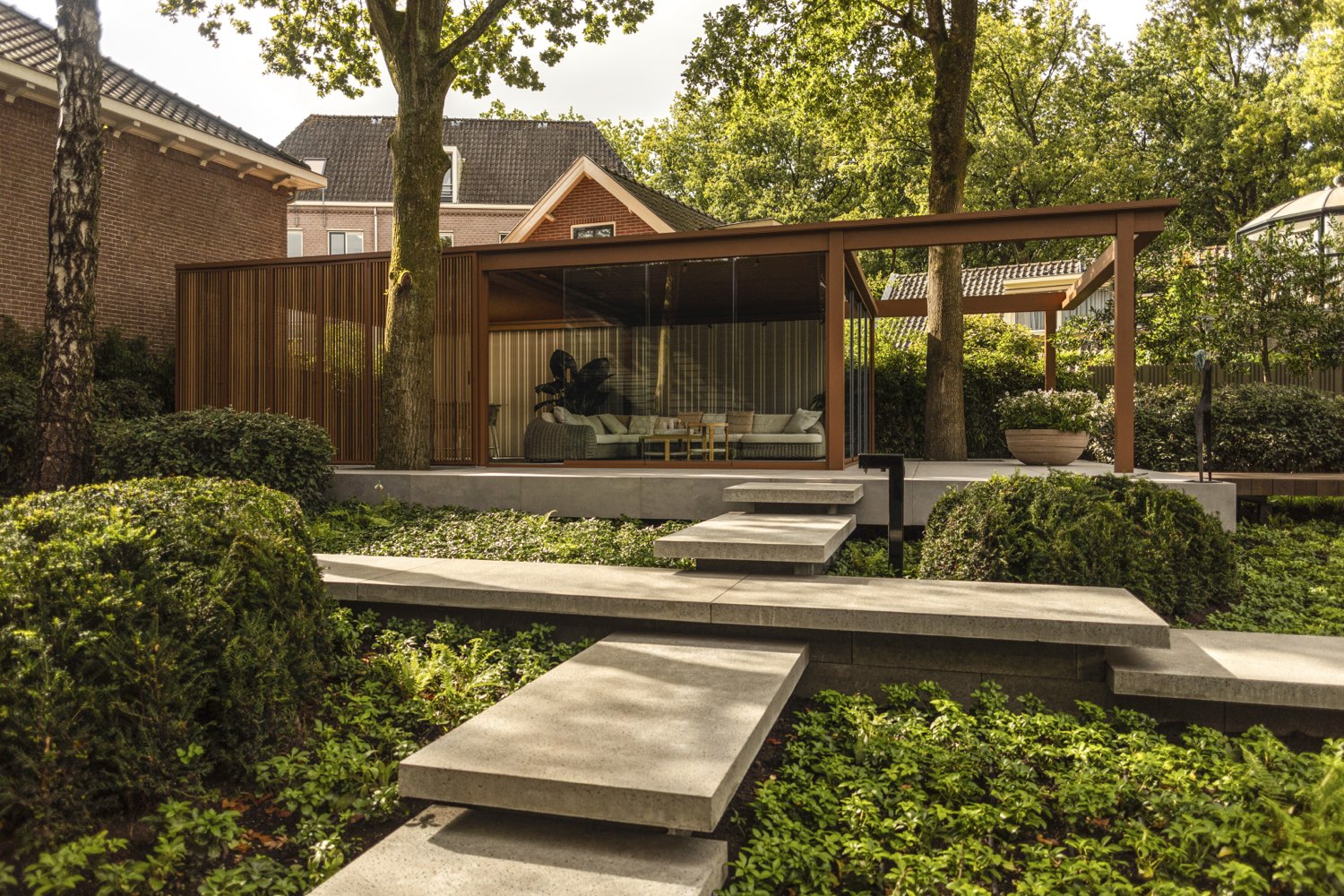 Amani pergola installation