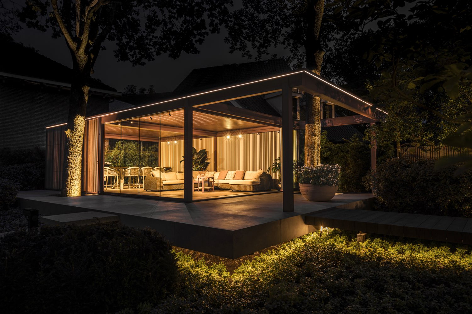 Amani pergola installation