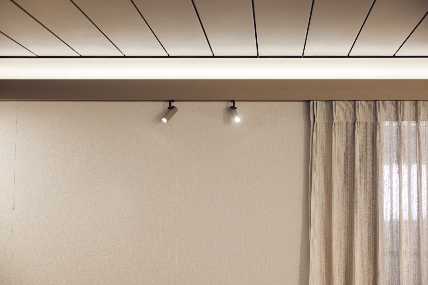 Amani pergola installation