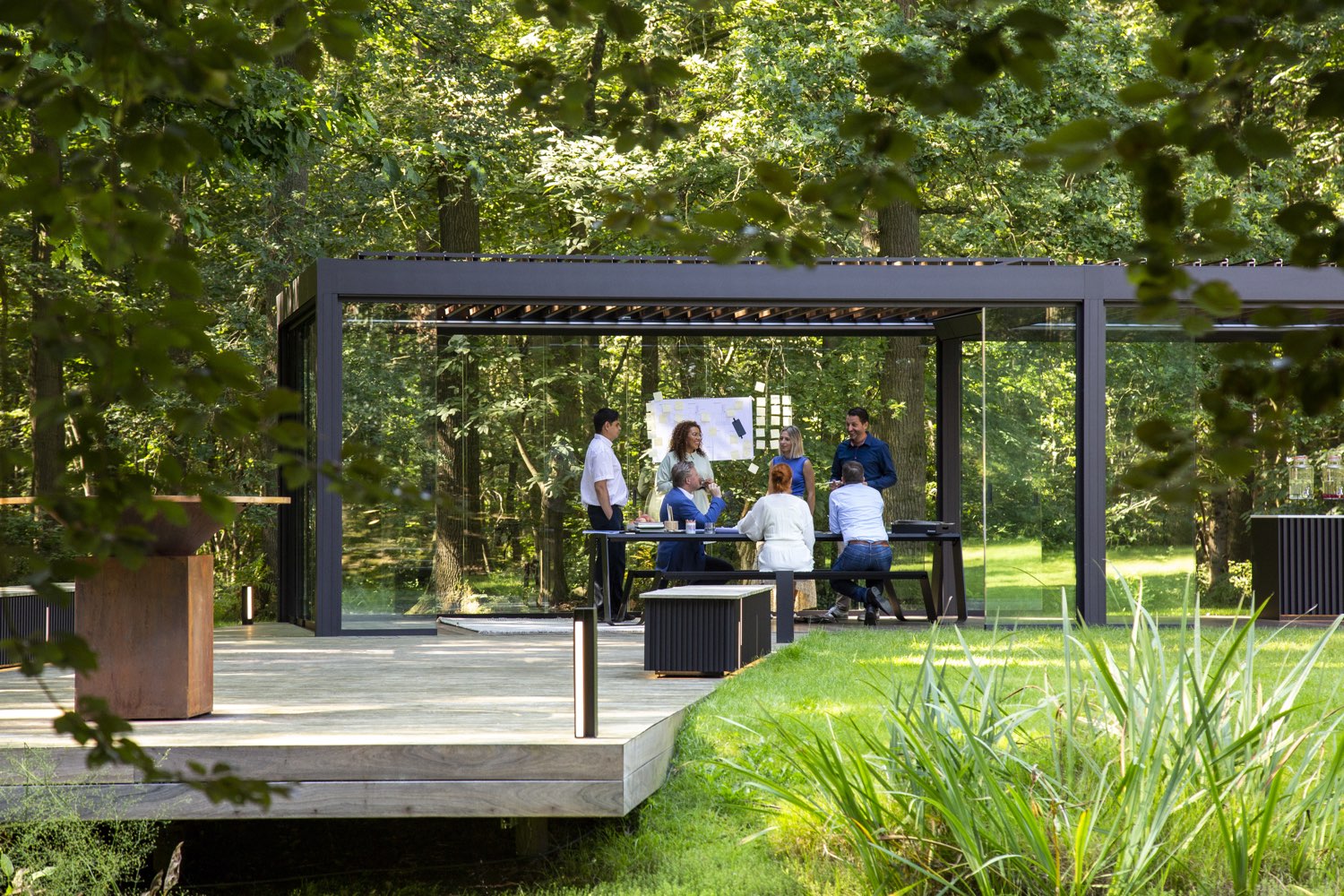Camargue pergola installation