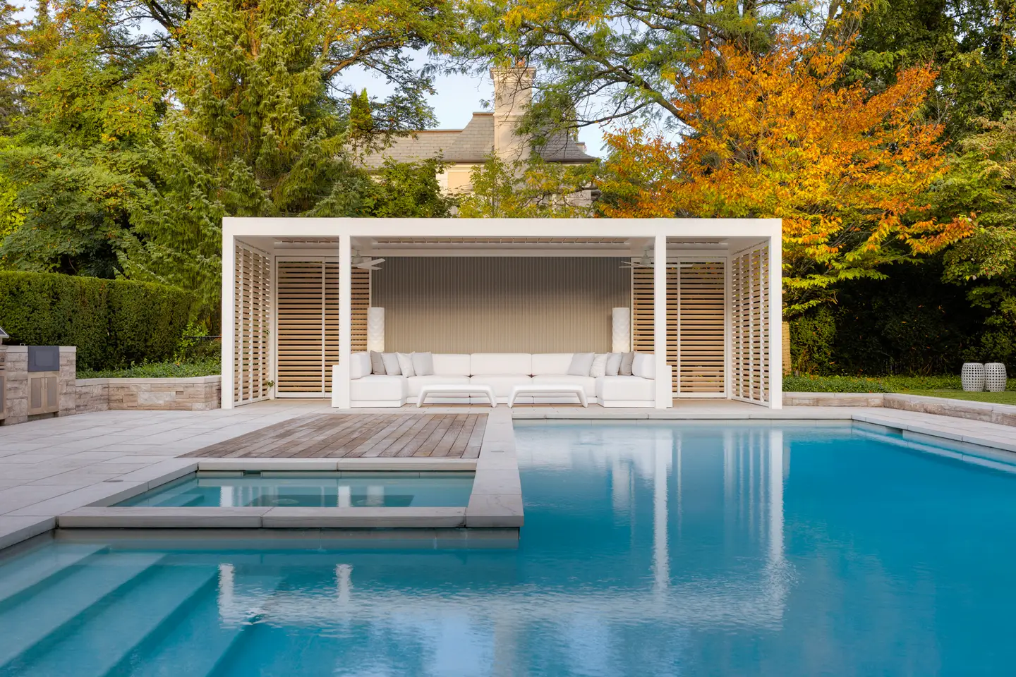 Camargue pergola installation