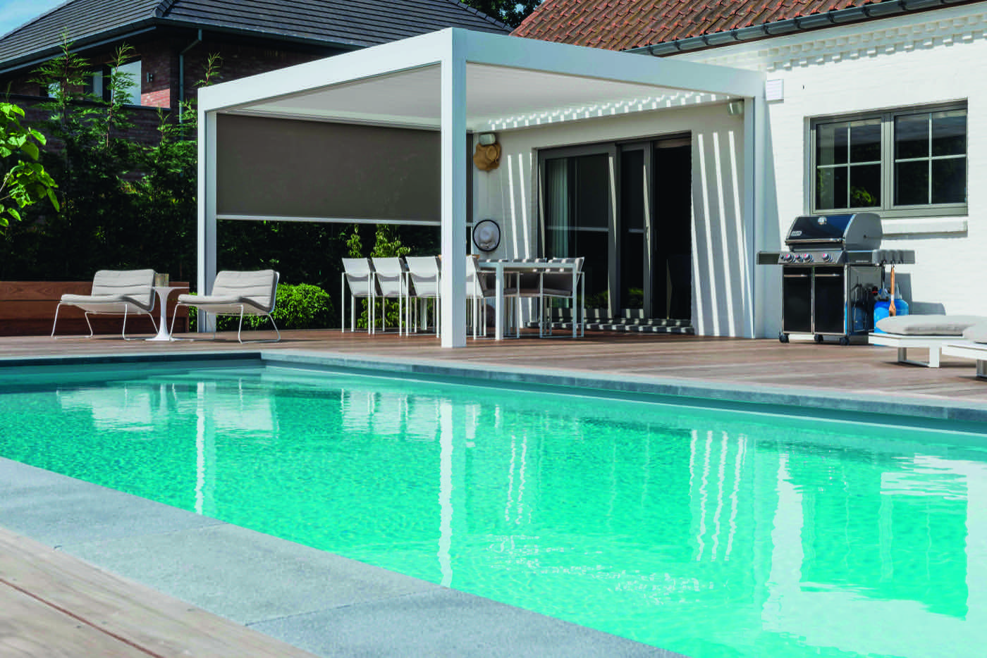 Camargue pergola installation