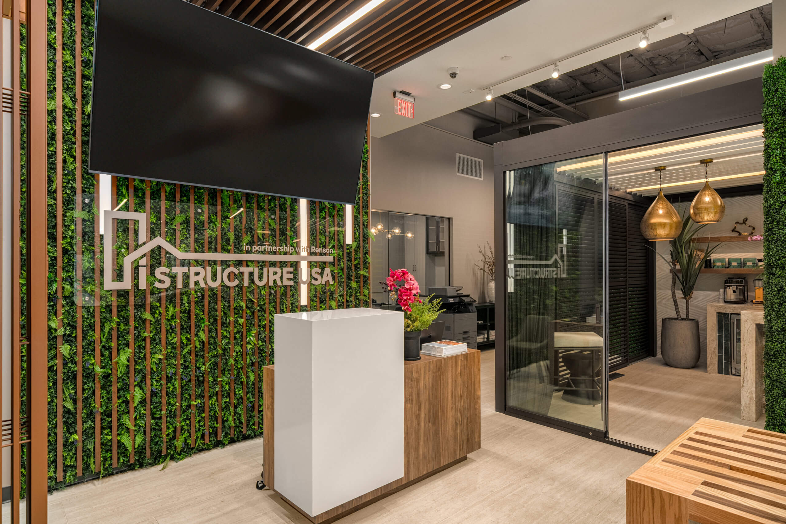 Luxury modern pergola showcased at iStructure USA Irvine showroom grand opening